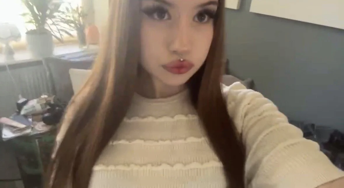 XXX Porn Photo of Nude MollyHotTeen 3