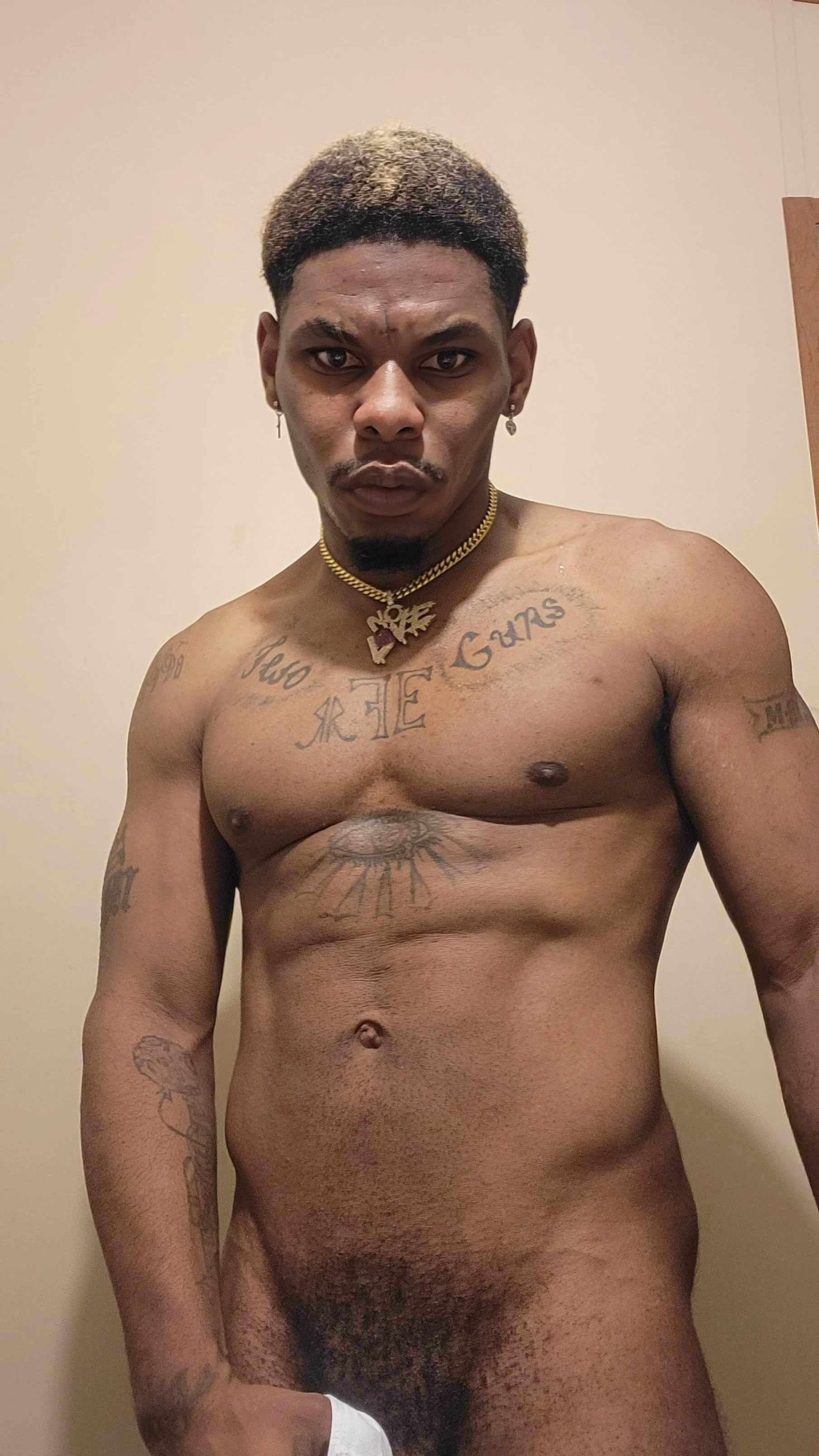 XXX Porn Photo of Nude Msrcusslongg 9