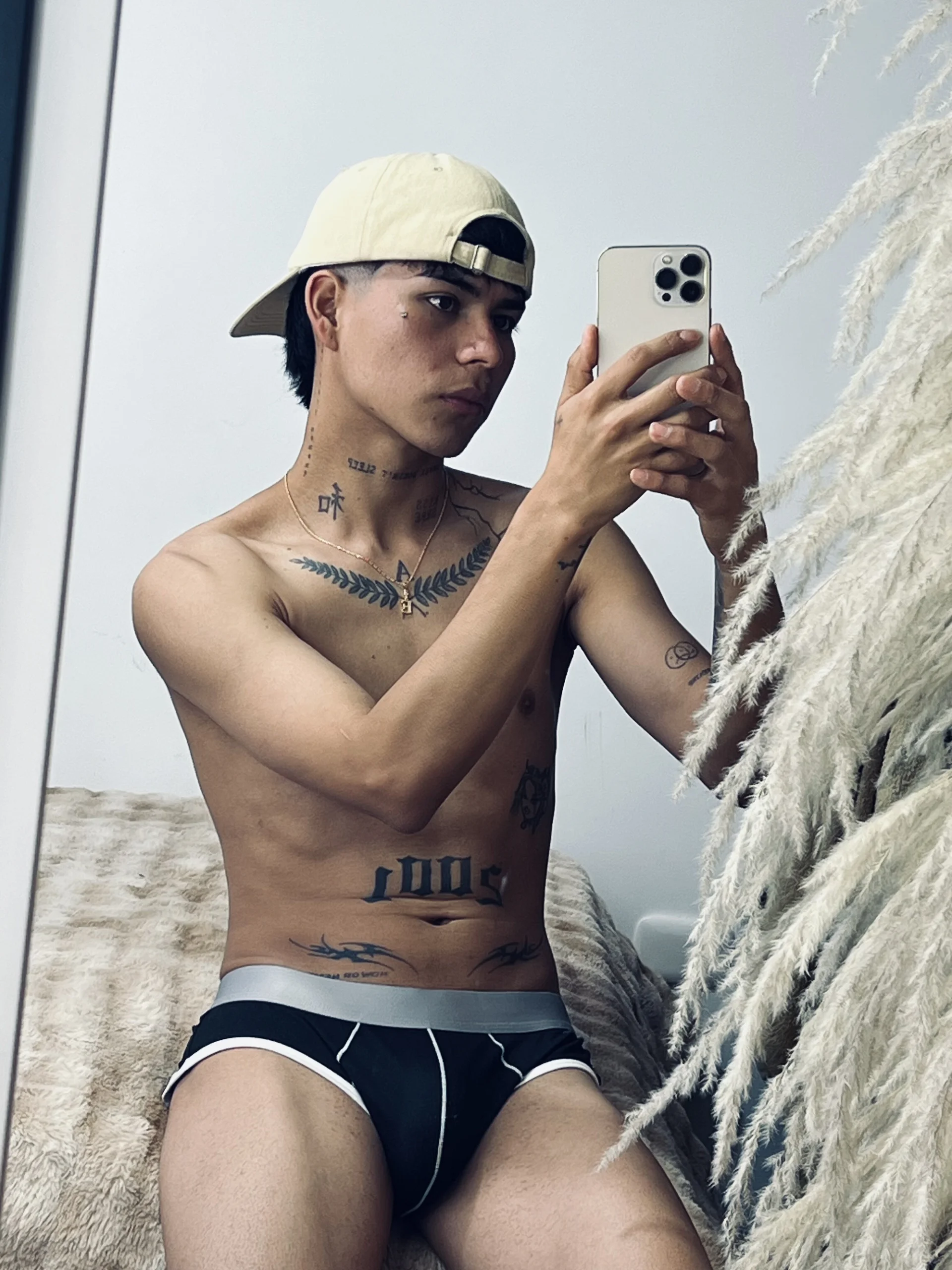 XXX Porn Photo of Nude lukasstrong_ 40