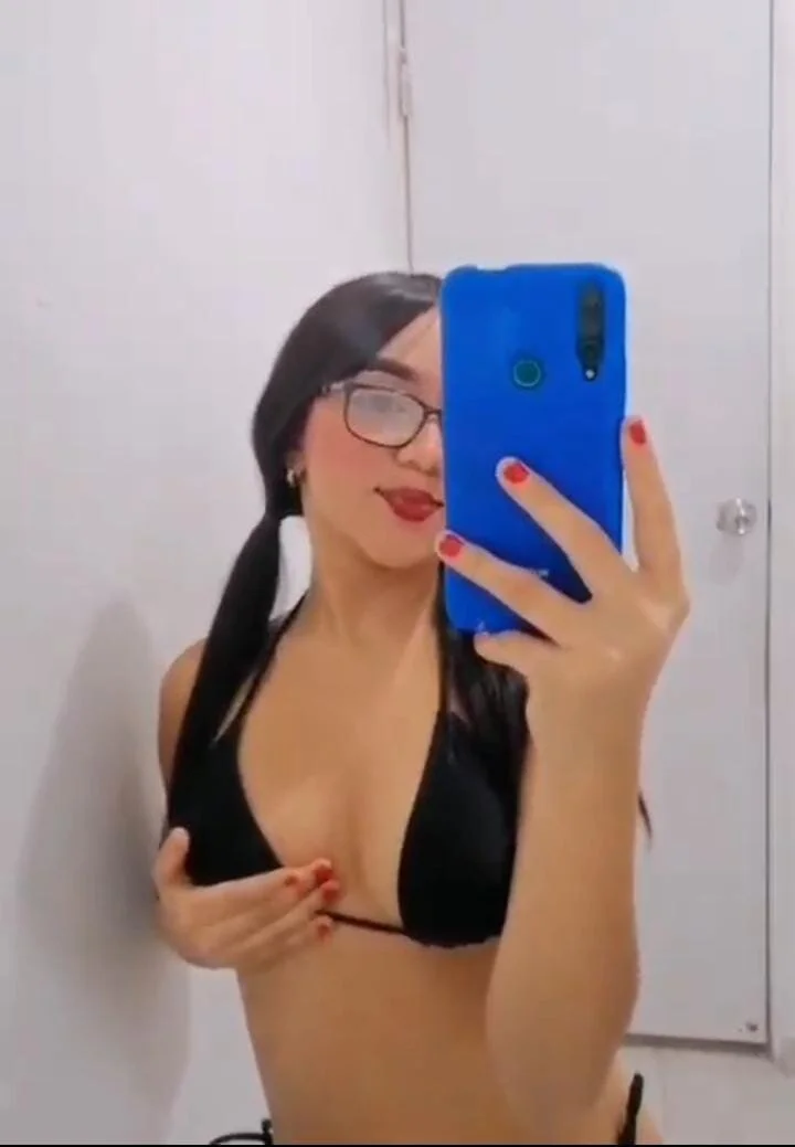 XXX Porn Photo of Nude Alanna_Becket 4