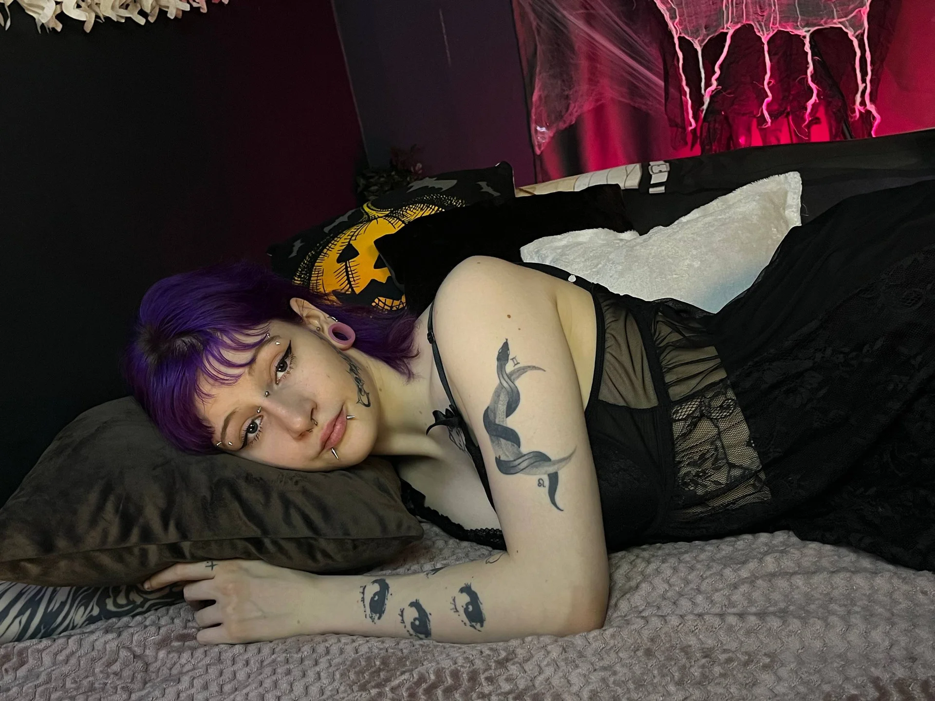XXX Porn Photo of Nude karkadeshk 6