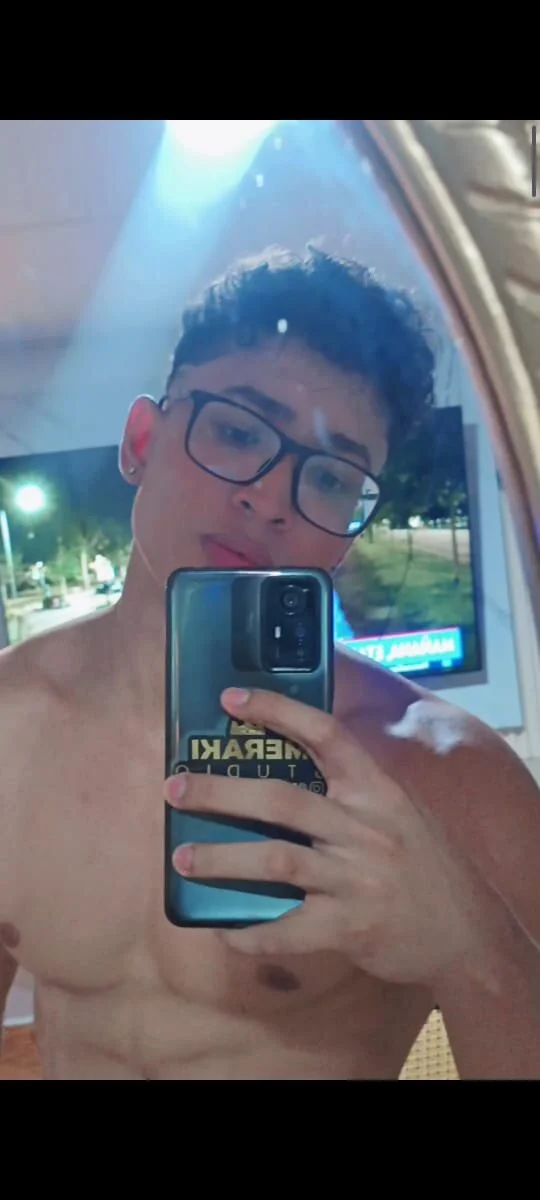XXX Porn Photo of Nude chriss_jones1 1