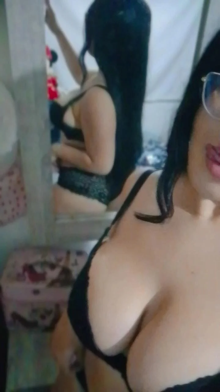 XXX Porn Photo of Nude ValenRosse 3