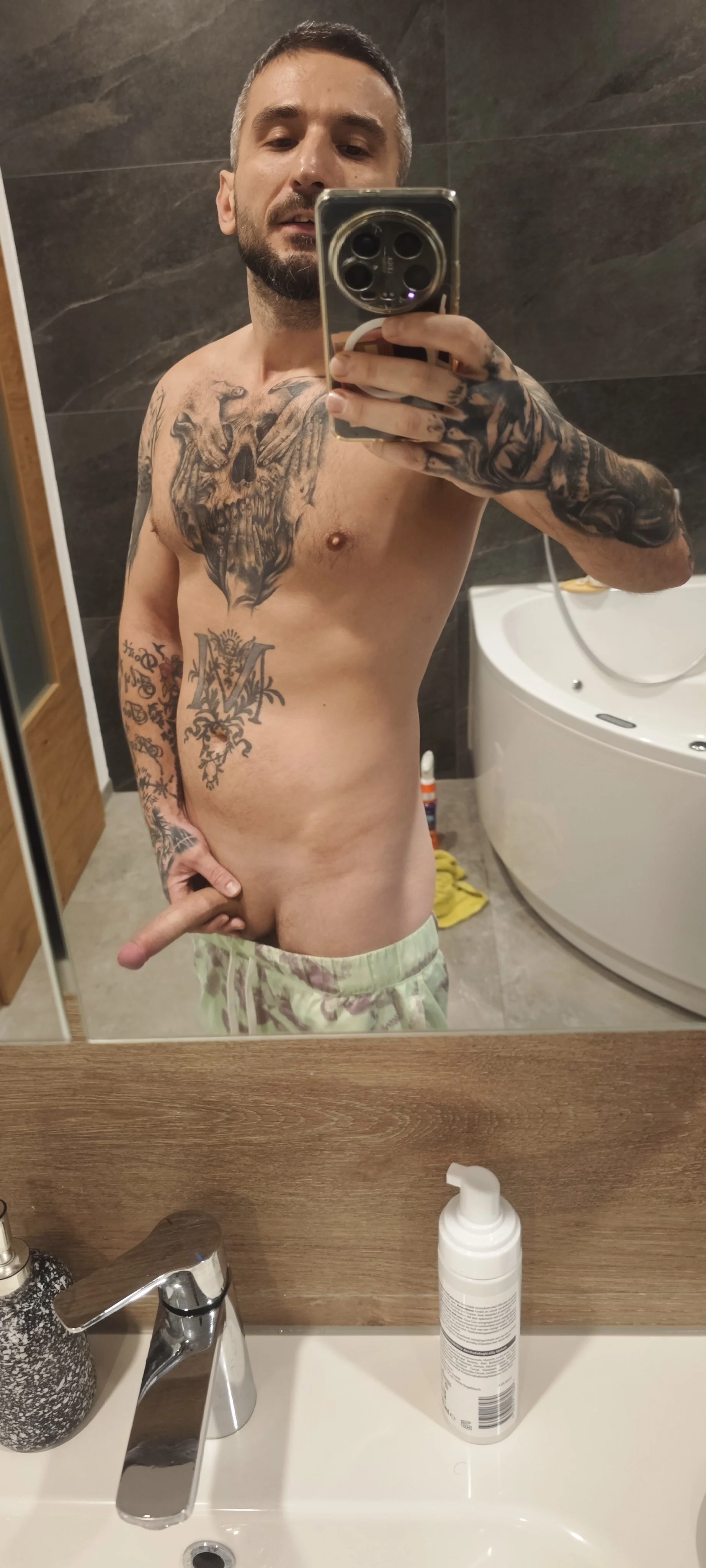 XXX Porn Photo of Nude iWantLoveTs 3