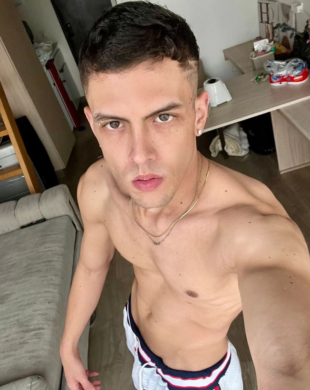 XXX Porn Photo of Nude ANDRES_AREVALO 2