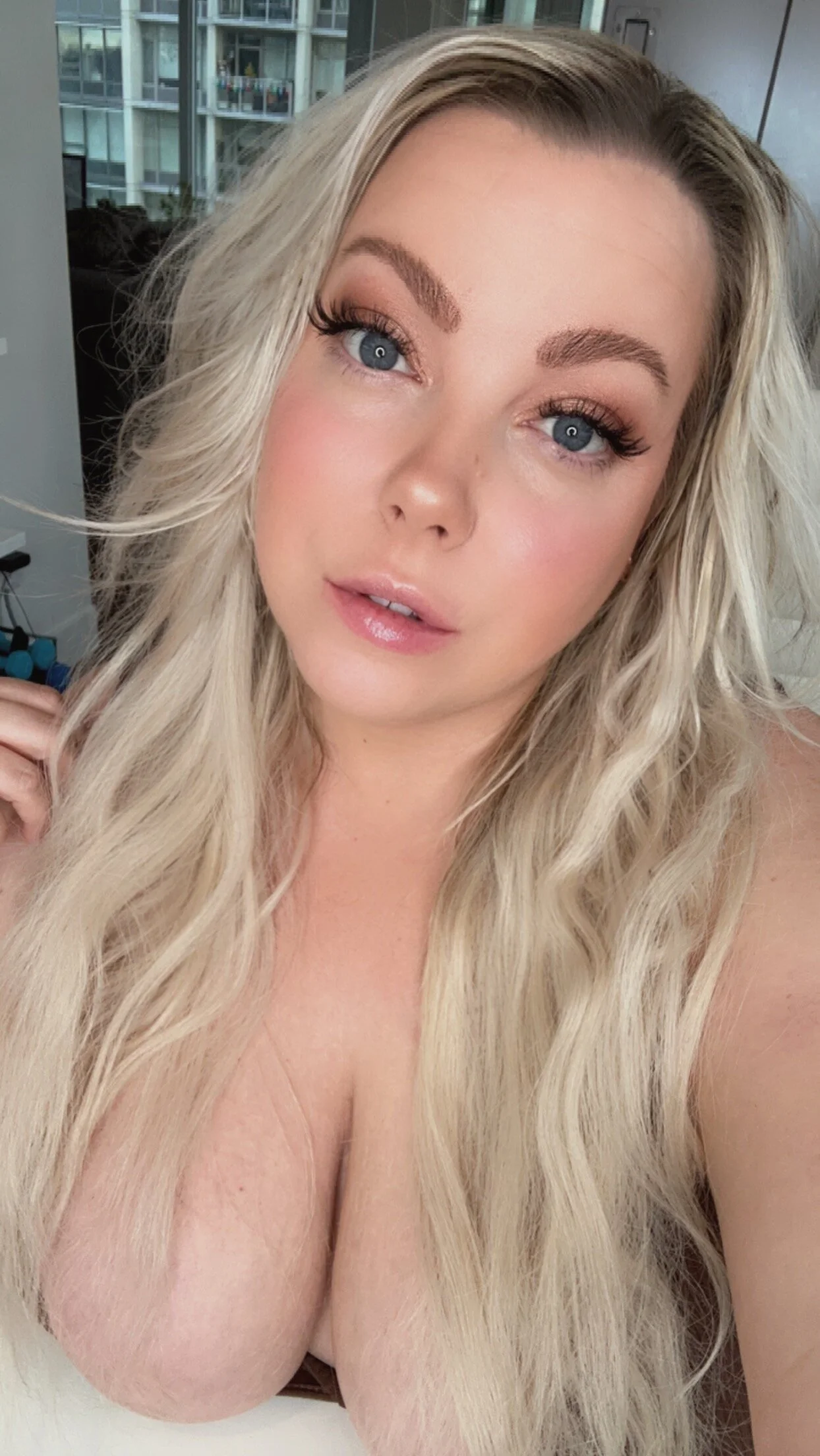 XXX Porn Photo of Nude Beauty4AGent 47