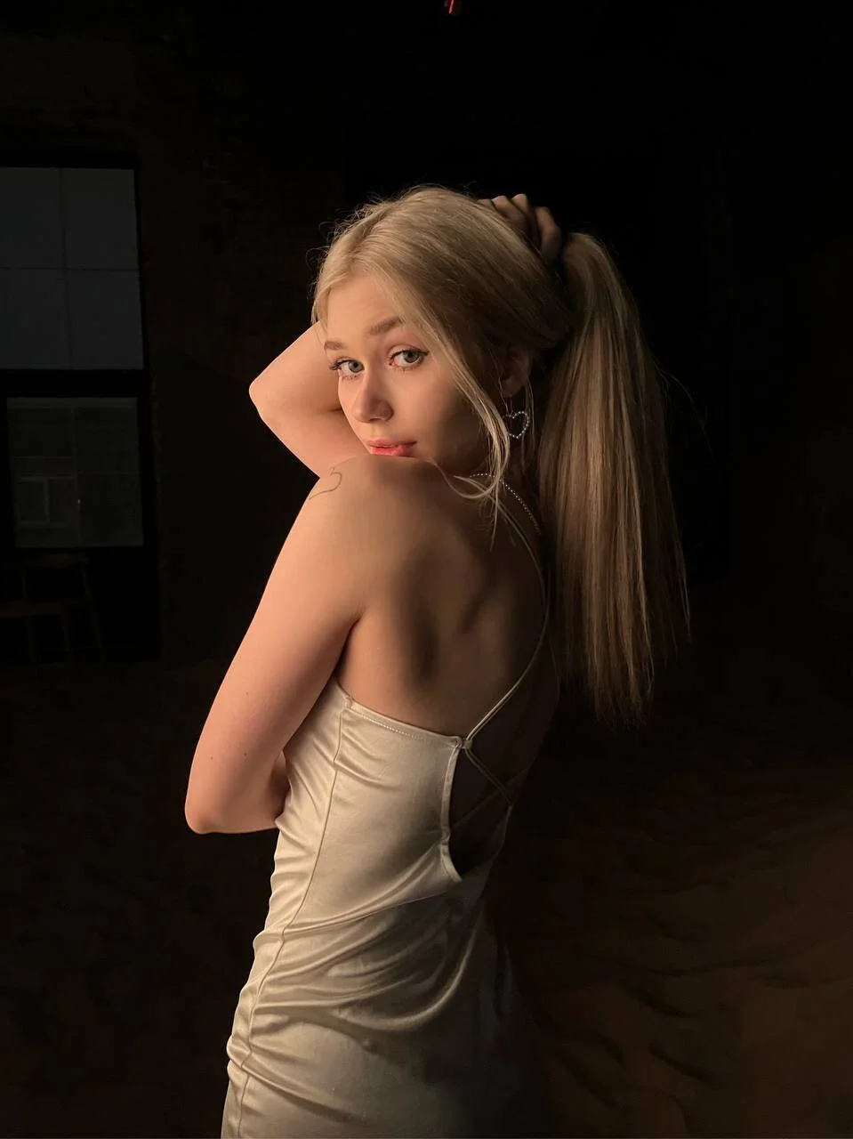 XXX Porn Photo of Nude white_godness 7