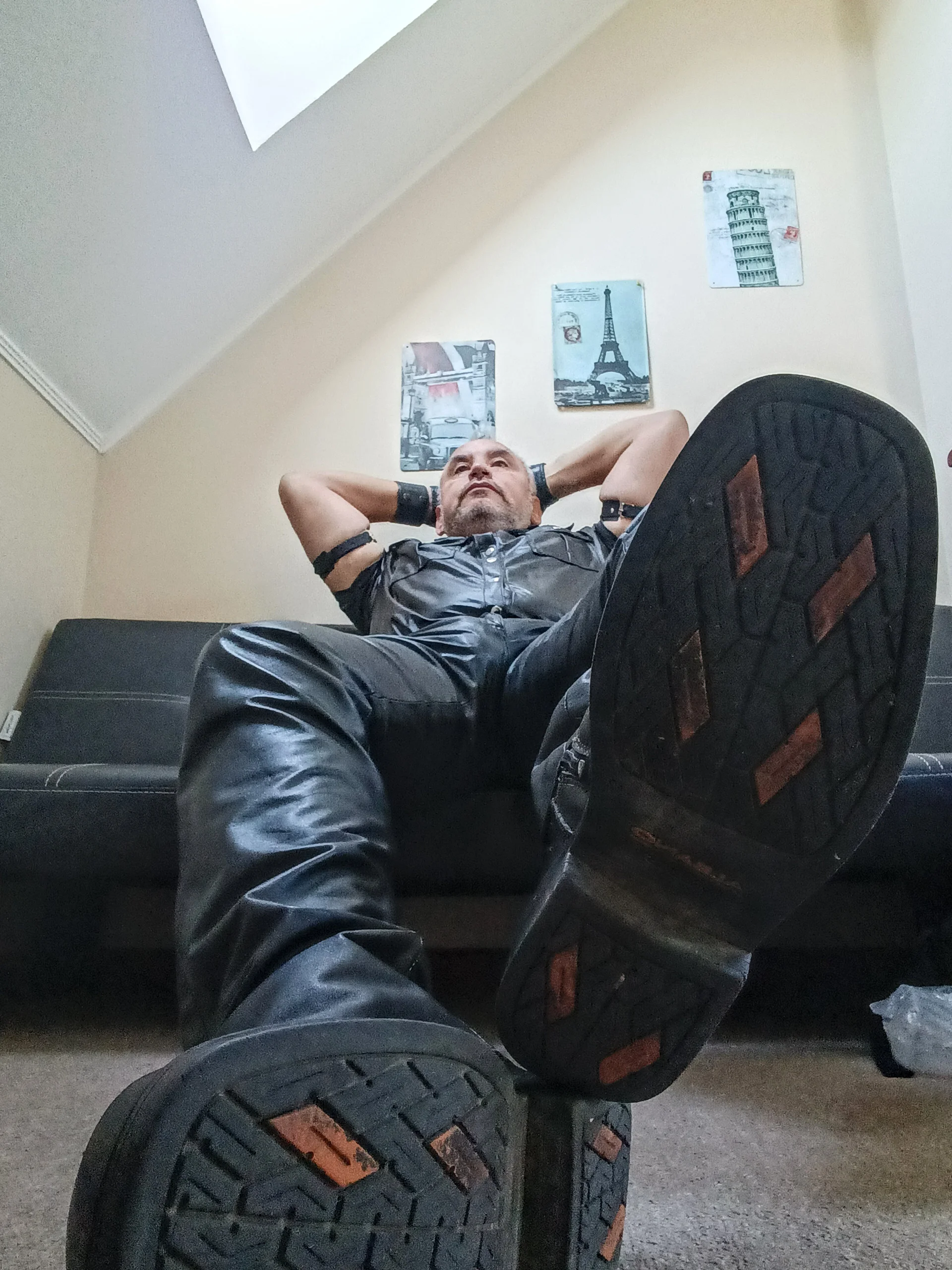 XXX Porn Photo of Nude Andrex_Leather 1