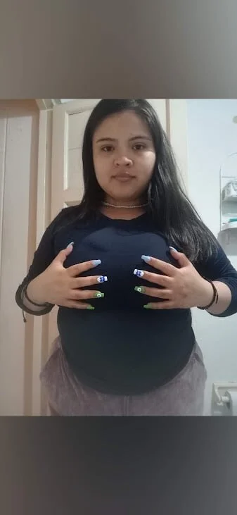 XXX Porn Photo of Nude lizzie_c 7