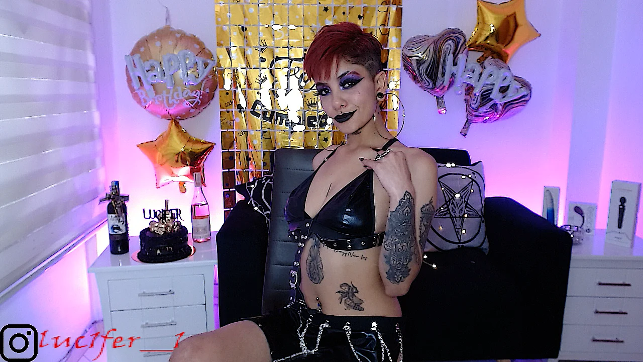 XXX Porn Photo of Nude luci_fer_devil 11