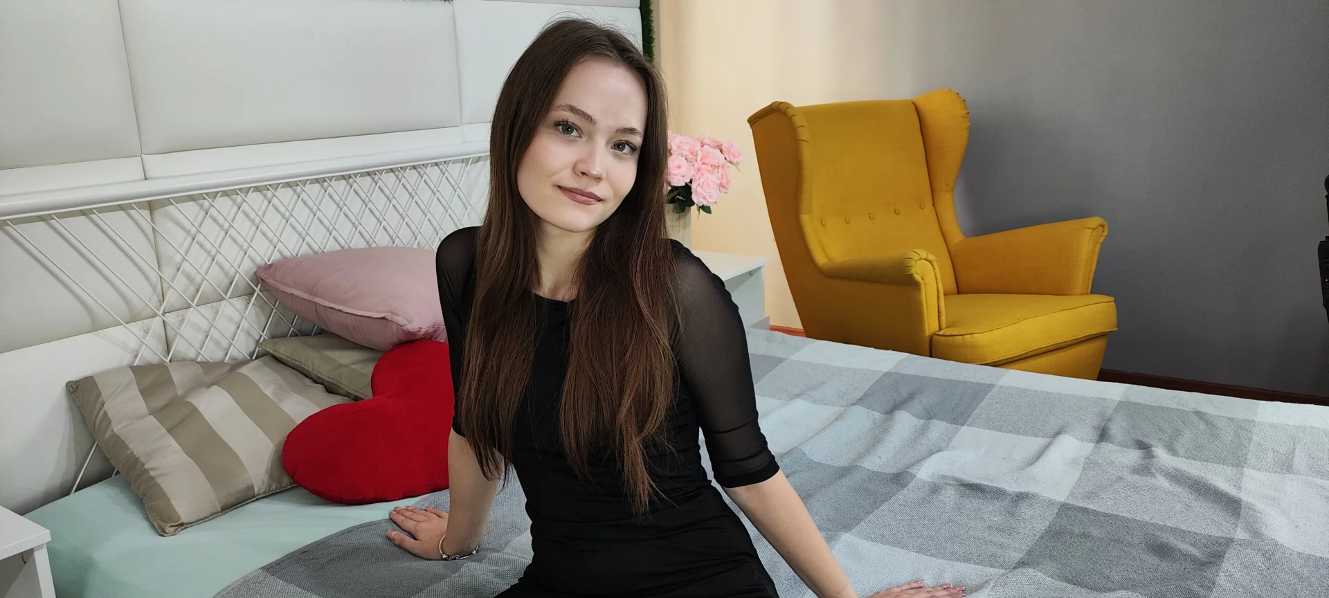 XXX Porn Photo of Nude EmmaCamm 3
