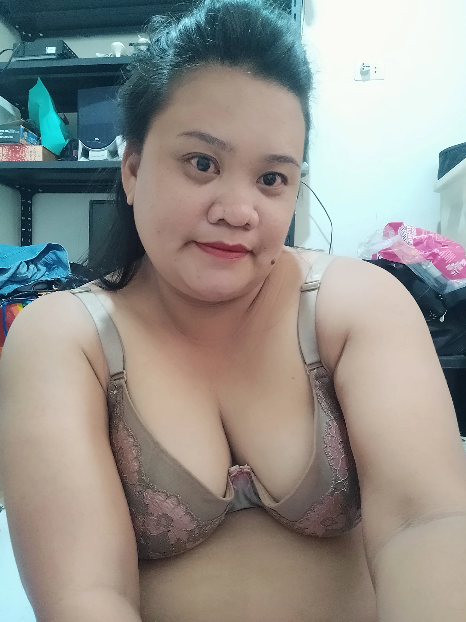 XXX Porn Photo of Nude ChubbyMommy30 1