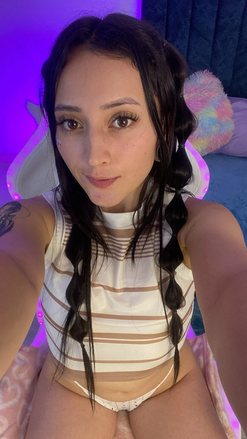 XXX Porn Photo of Nude QueenLia 1