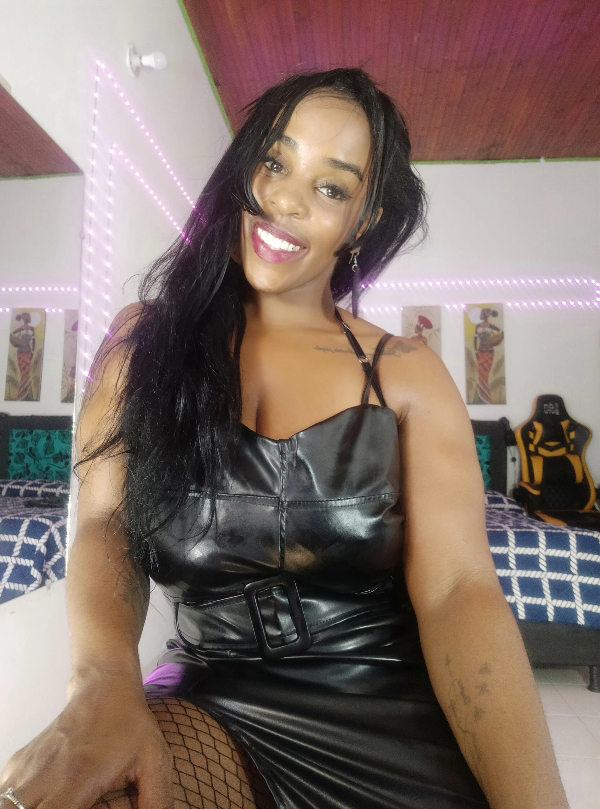 XXX Porn Photo of Nude TAYLORR778 13
