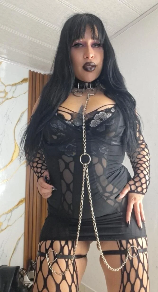 XXX Porn Photo of Nude valen_ros 30