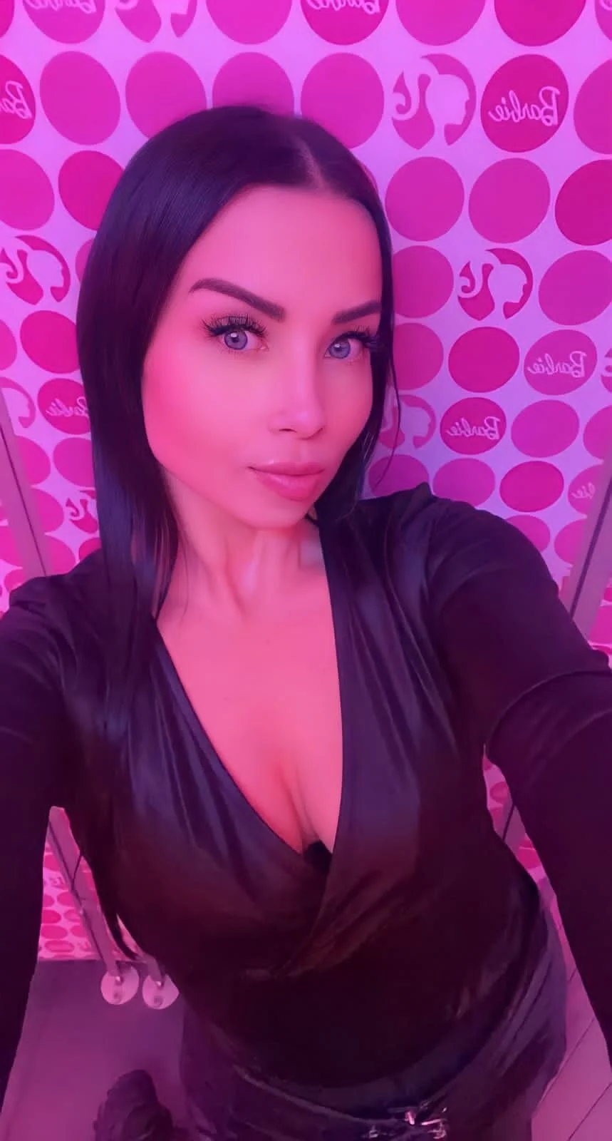 XXX Porn Photo of Nude CrazzyChicks 22