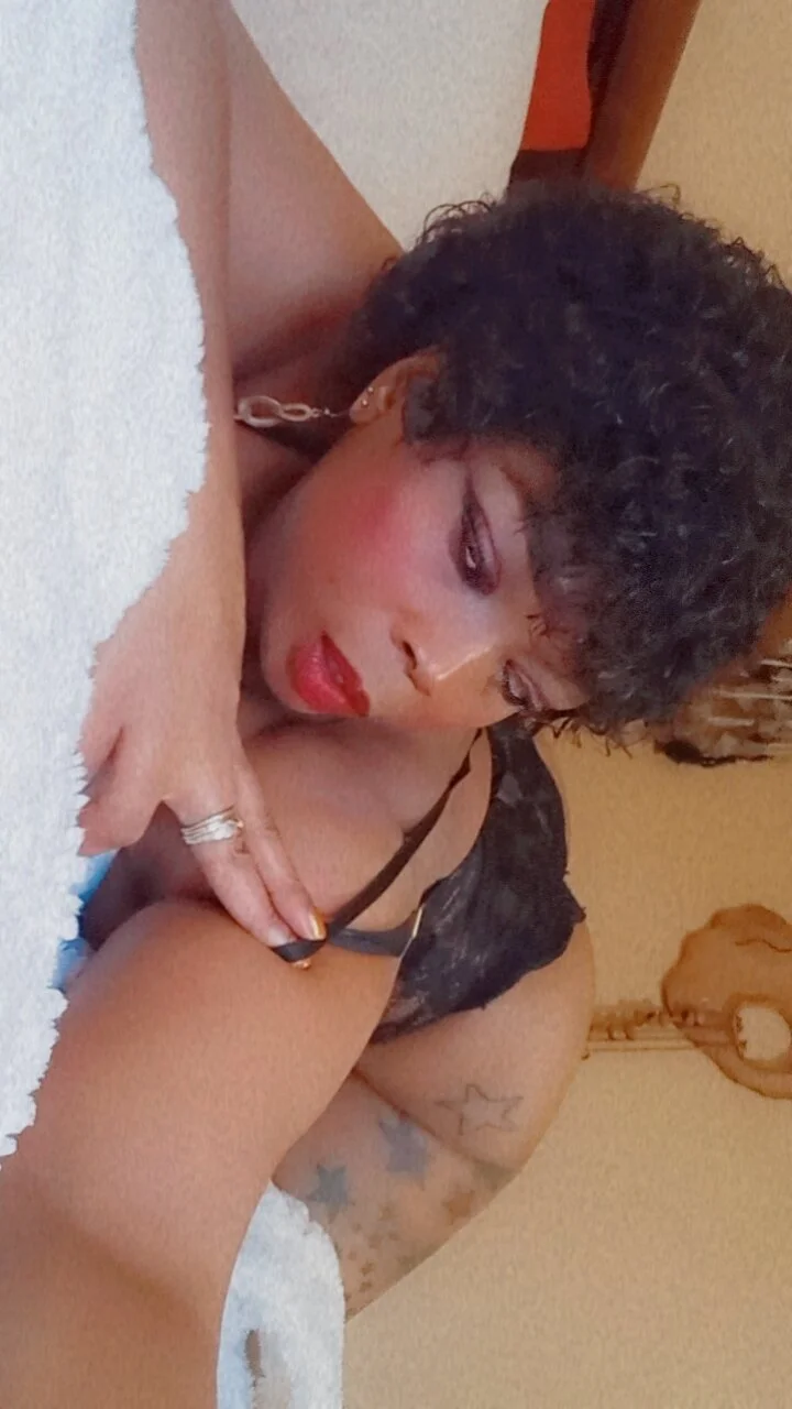 XXX Porn Photo of Nude Gucci_Bx 452