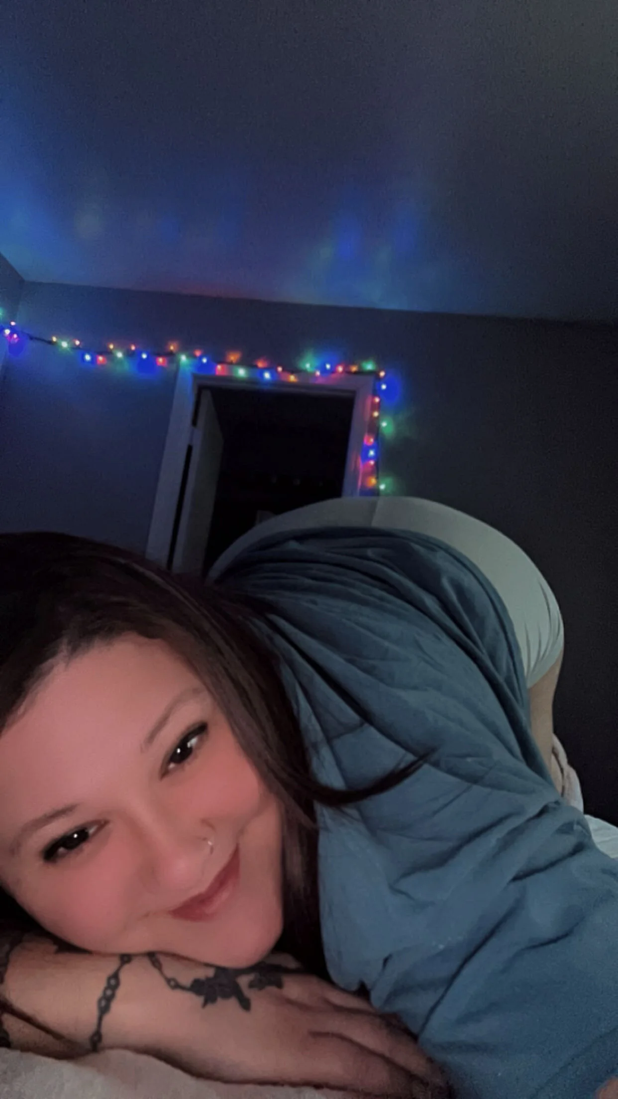 XXX Porn Photo of Nude JizzyJazzunleashed 2