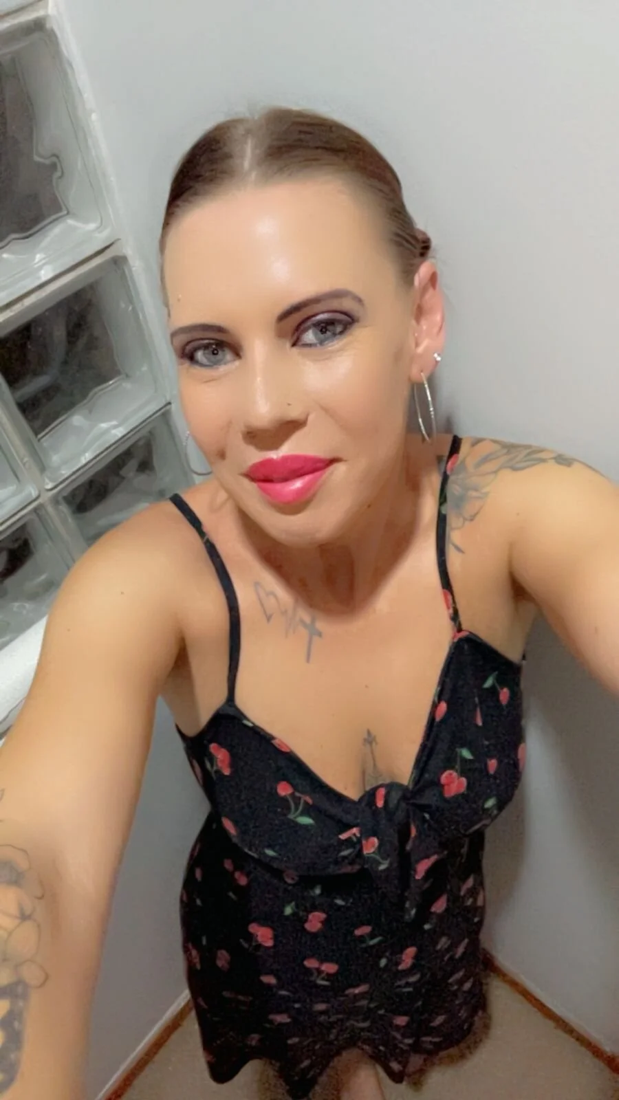 XXX Porn Photo of Nude LucyxAnonymous 5