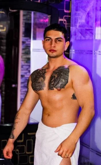XXX Porn Photo of Nude Angeloferrocam 34