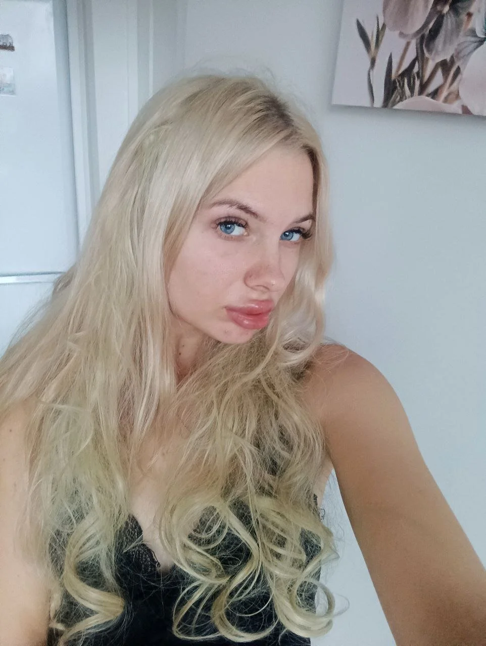 XXX Porn Photo of Nude SweetCherryBlonde 4