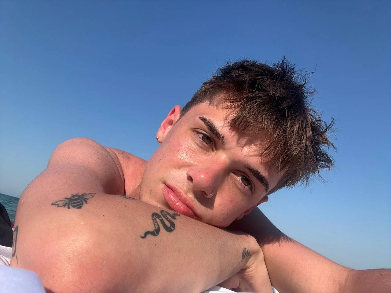 XXX Porn Photo of Nude YourMilkyGuy 5