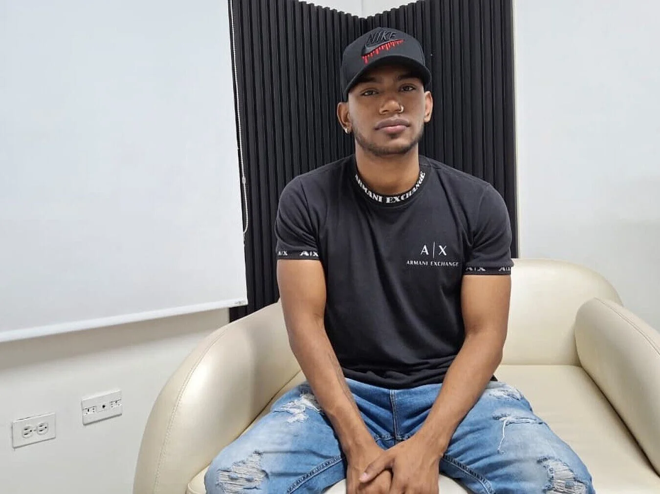 XXX Porn Photo of Nude dante_jeff 4