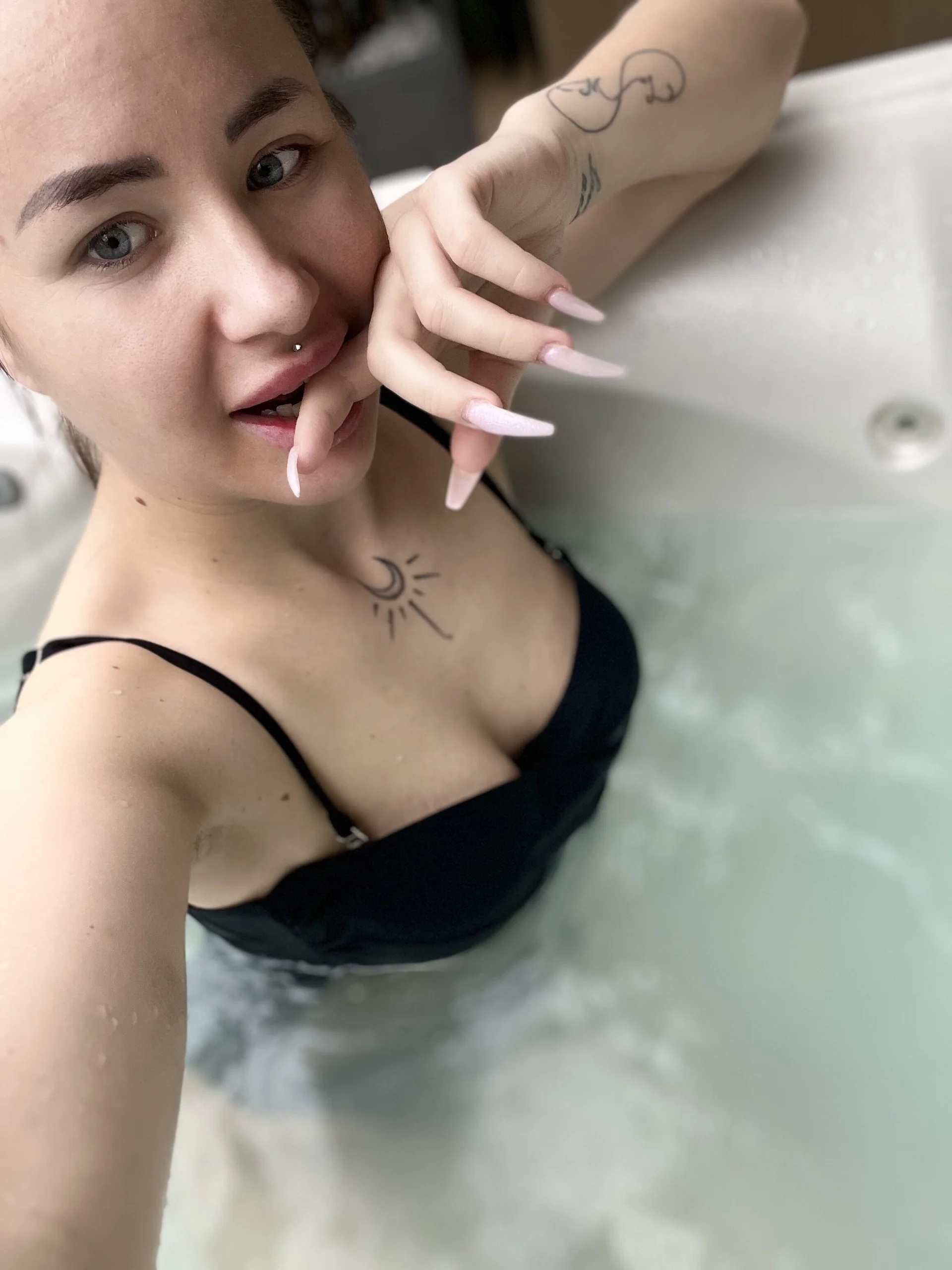 XXX Porn Photo of Nude beautydiamond 33