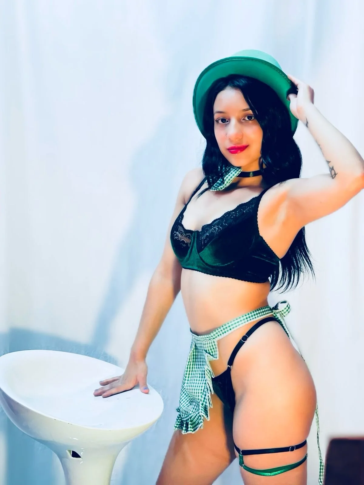 XXX Porn Photo of Nude ChloeRosey 105