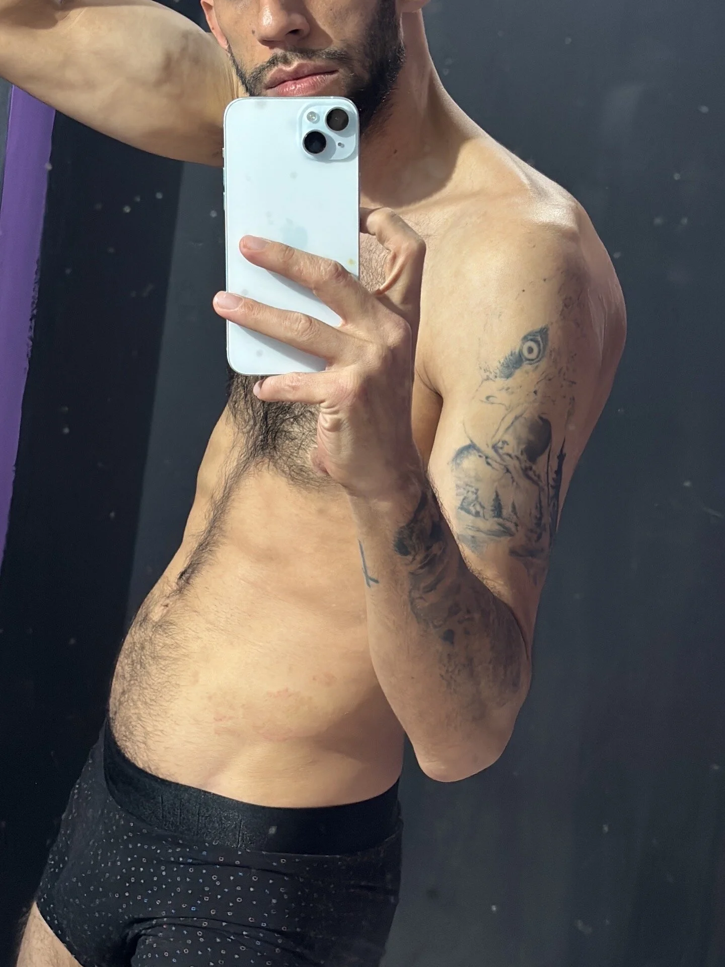 XXX Porn Photo of Nude Karim_mansur 18
