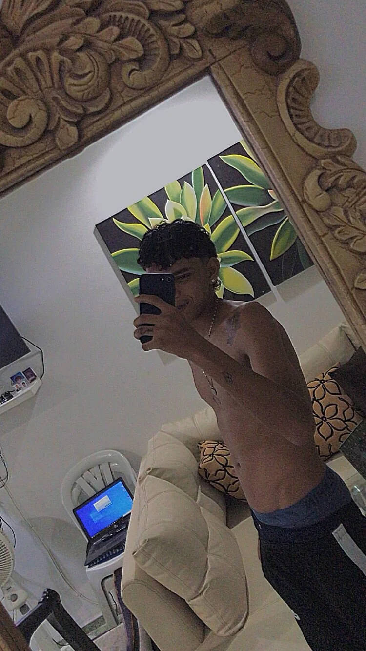 XXX Porn Photo of Nude giannis_jr 2