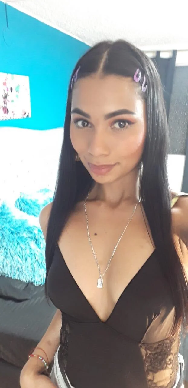 XXX Porn Photo of Nude iamemmablake 60
