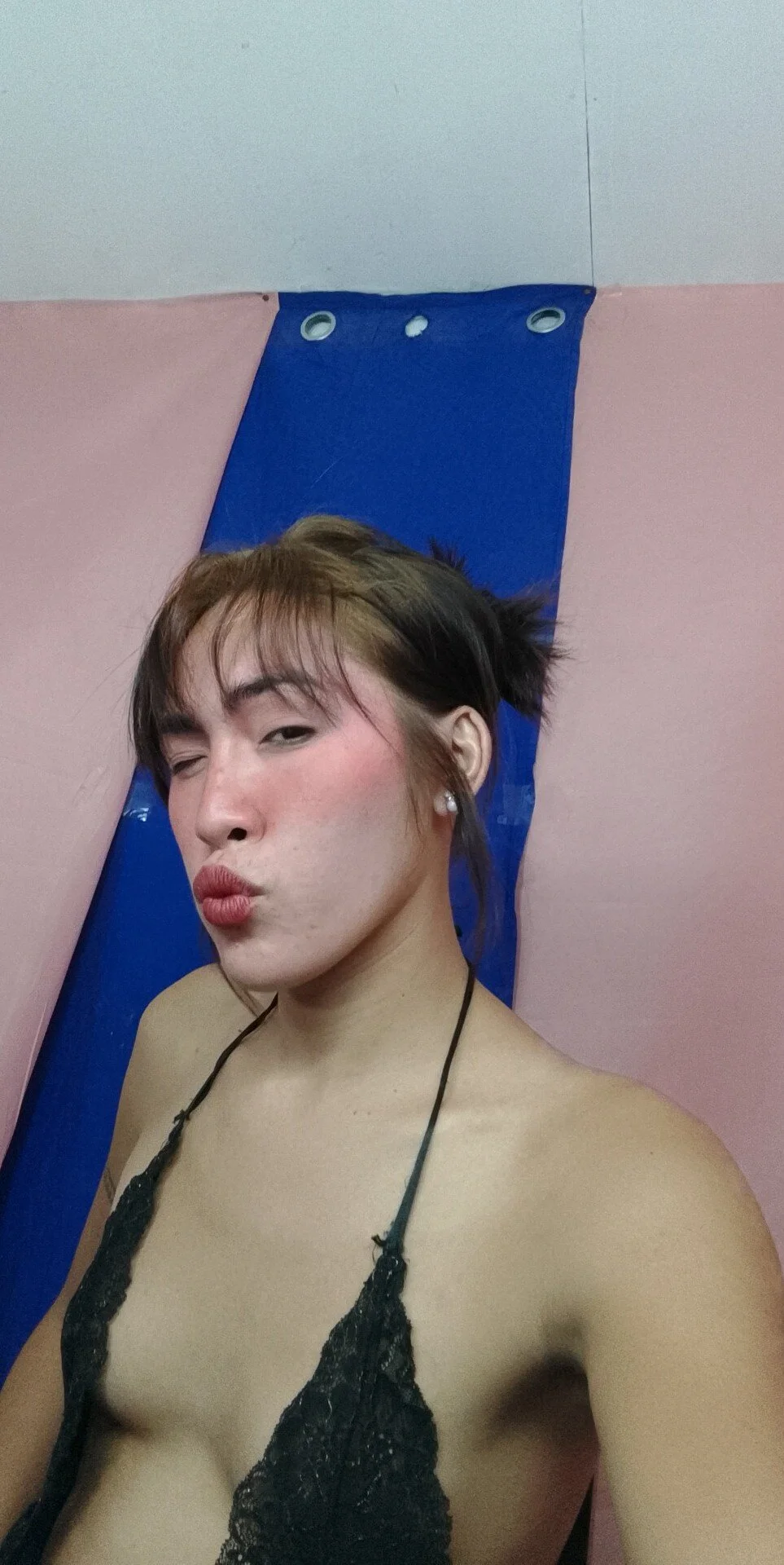 XXX Porn Photo of Nude furbbygwapa 2