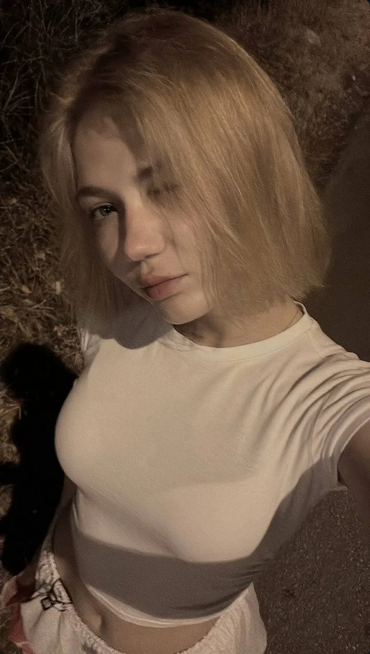 XXX Porn Photo of Nude Cute_Capricee 4