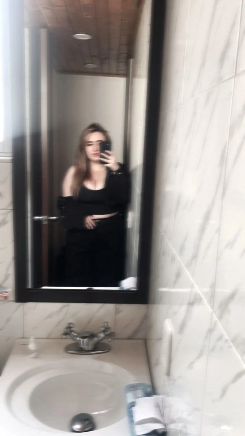 XXX Porn Photo of Nude Isabel_Noir 1