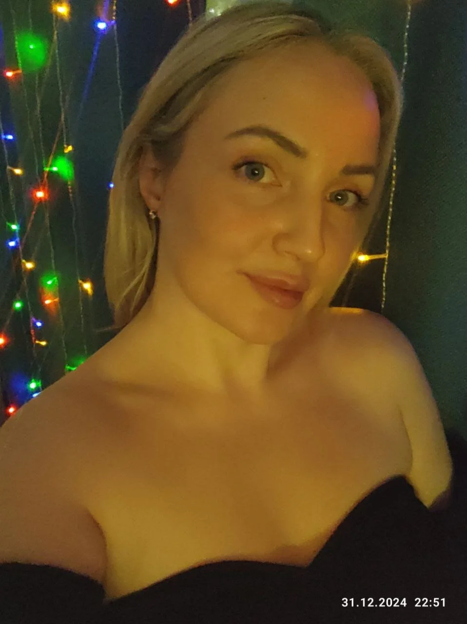XXX Porn Photo of Nude MonikFoxi 42