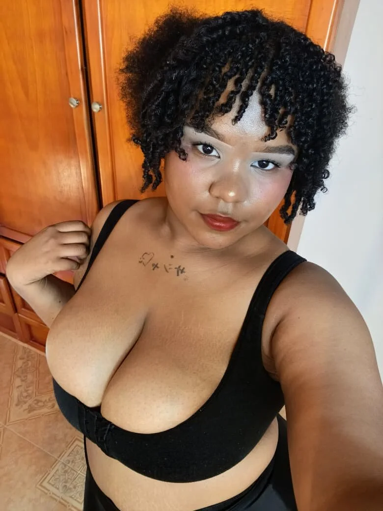 XXX Porn Photo of Nude Yarha_Valois 12