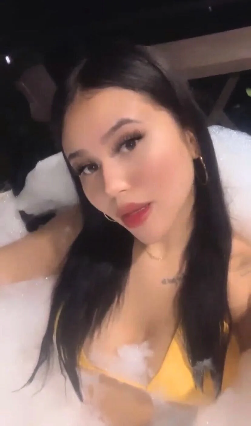 XXX Porn Photo of Nude Emily-Carter 10