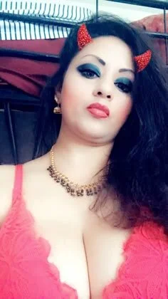 XXX Porn Photo of Nude HoT_LiiiNa 4