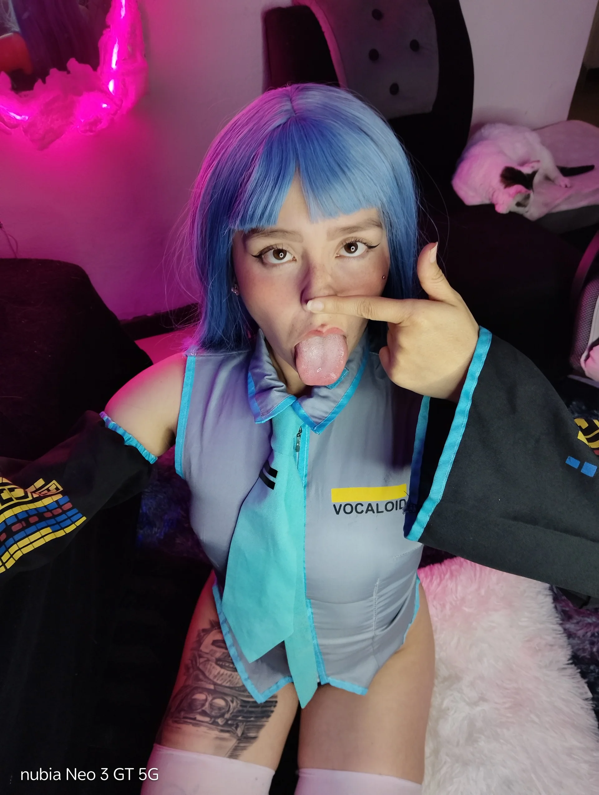 XXX Porn Photo of Nude AnniexMichaelLive 14