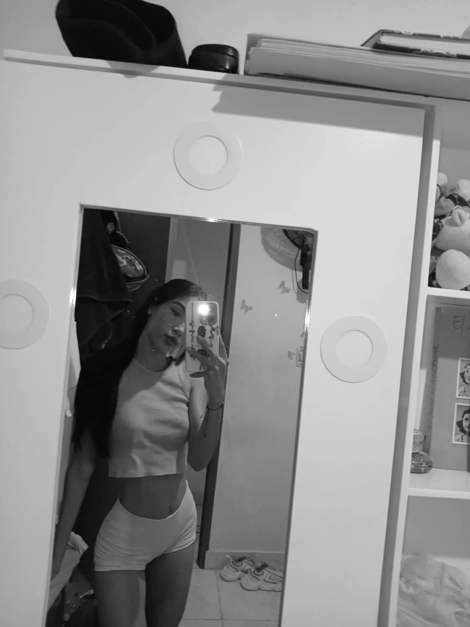 hotlittleones18