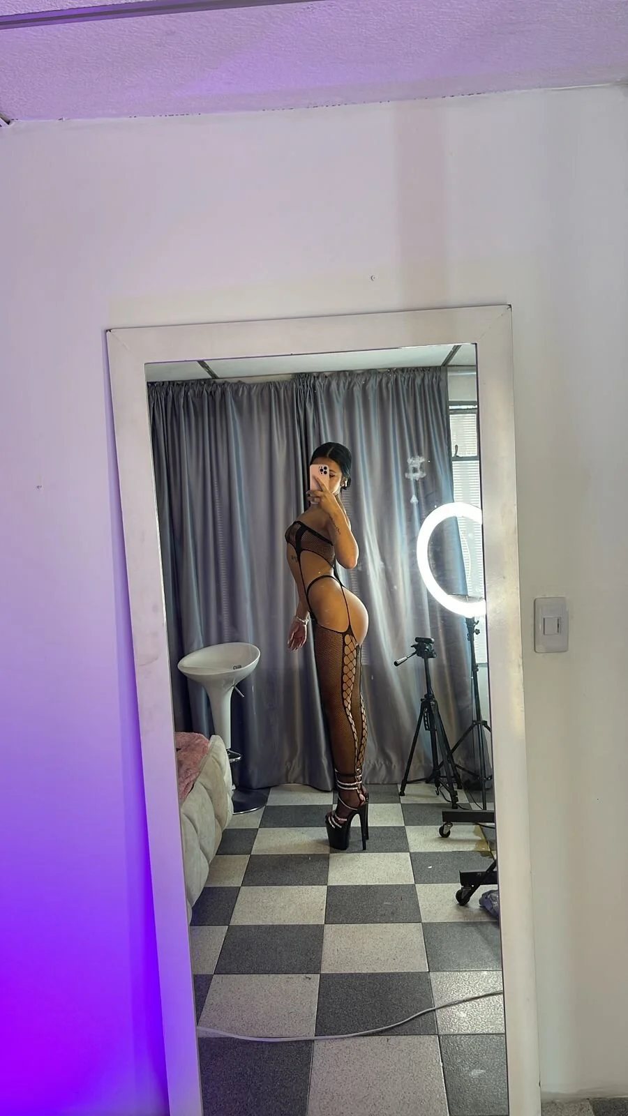 XXX Porn Photo of Nude alessiaferry 60