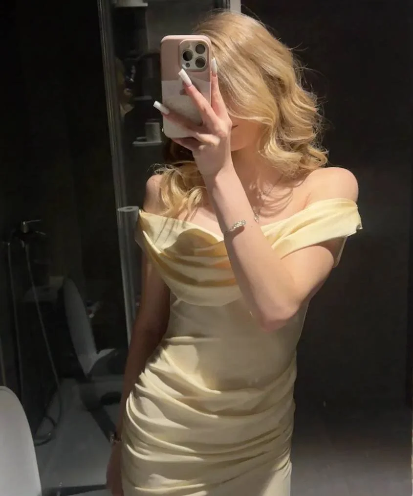 XXX Porn Photo of Nude amily_sunray 4