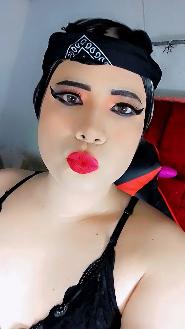 XXX Porn Photo of Nude Trixy_star_horney 3