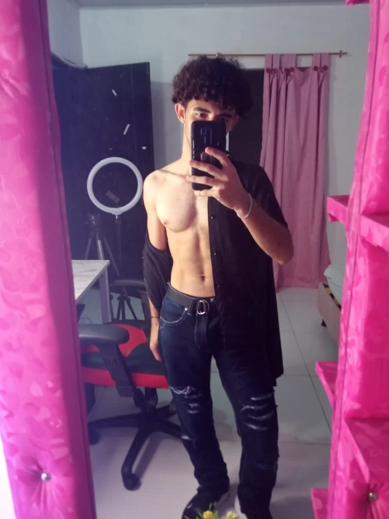 XXX Porn Photo of Nude caius_bigcock1 1