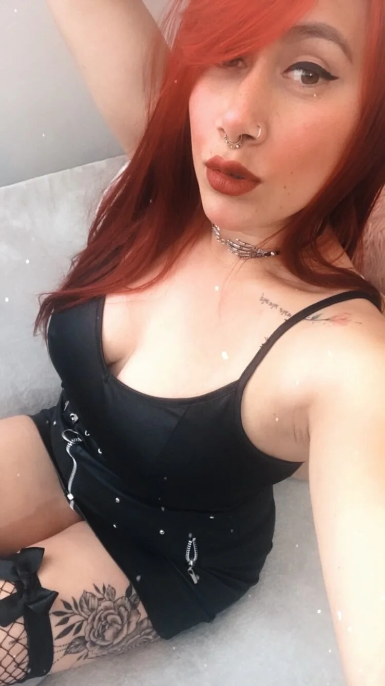 XXX Porn Photo of Nude Luna_Paris_ 1