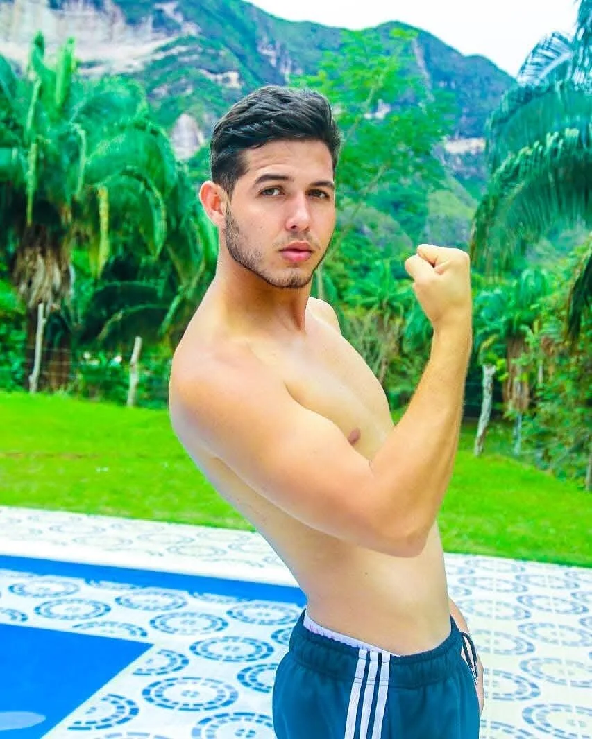 XXX Porn Photo of Nude matthewlatin 10