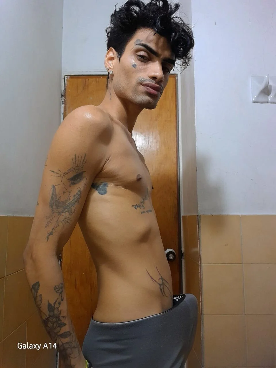 XXX Porn Photo of Nude Gay_Red_Room 6