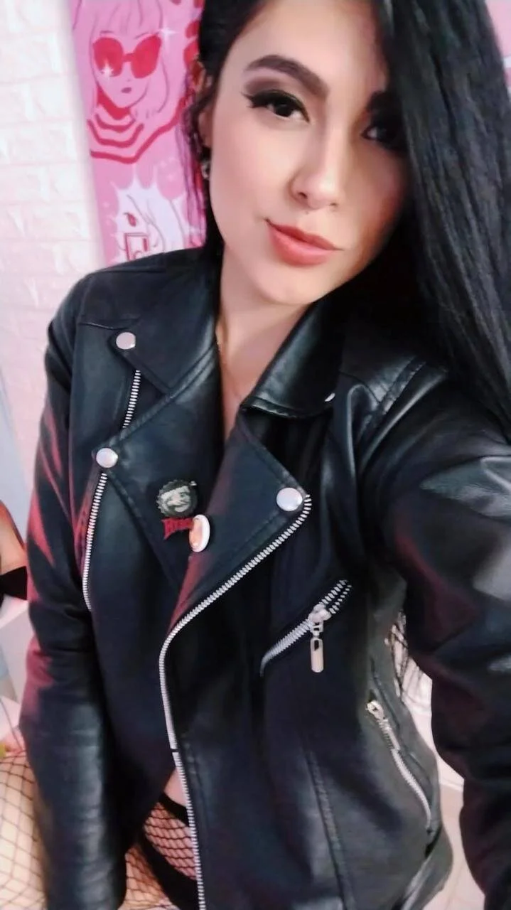 XXX Porn Photo of Nude DAKOTA_BLAZE__ 1
