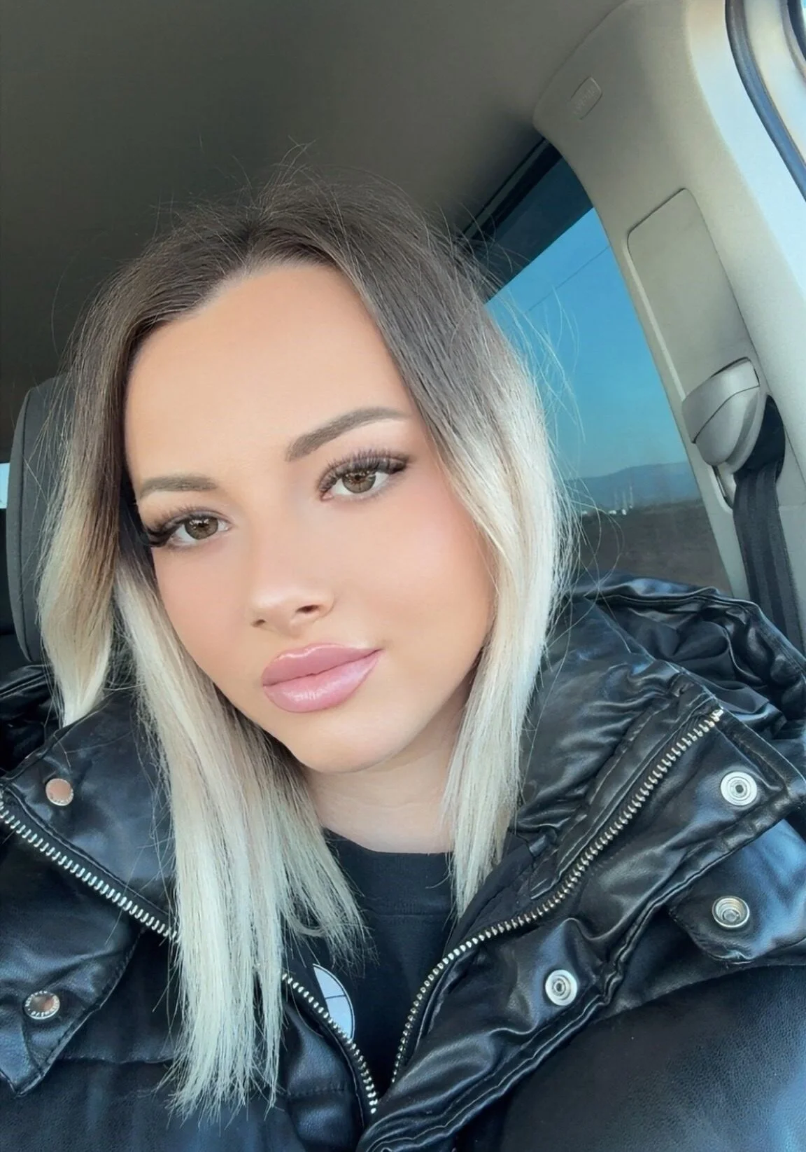 XXX Porn Photo of Nude Wet_Dakota 38